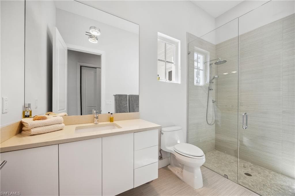 299 Mermaids Bight, Naples, FL 34103-22