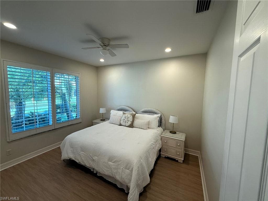 1472 Palma Blanca Ct, Naples, FL 34119-12