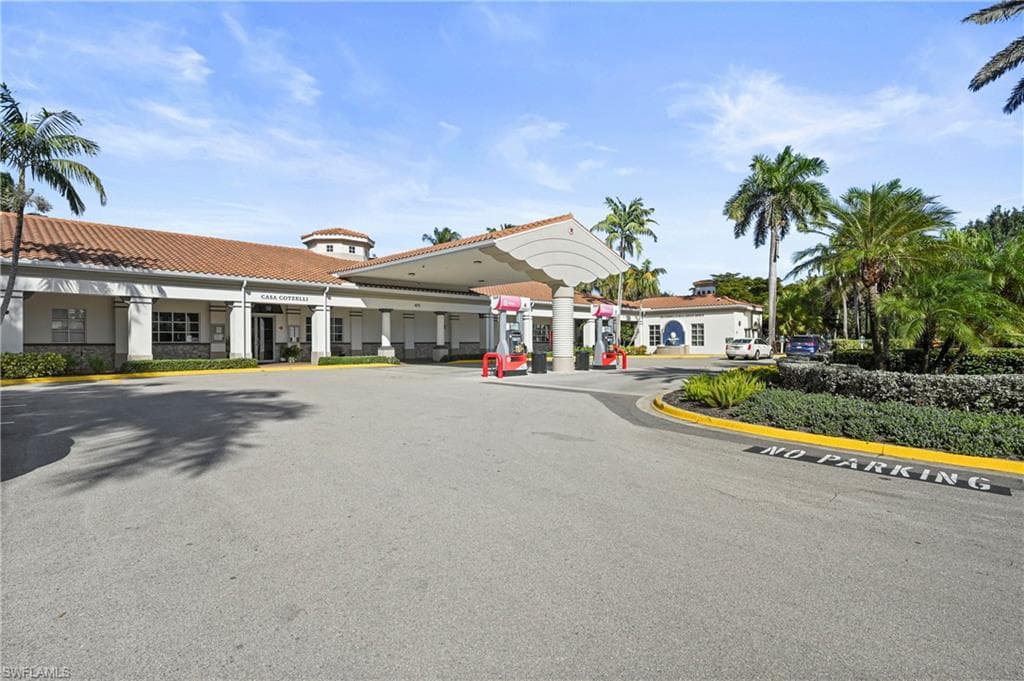 4910 Kingston Way, Naples, FL 34119-19