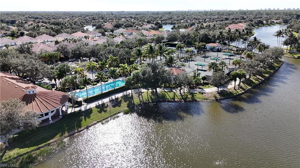 4910 Kingston Way, Naples, FL 34119-22