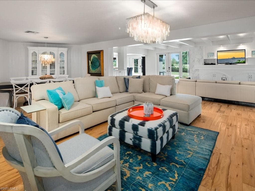 436 Golfview Dr, Naples, FL 34110-11