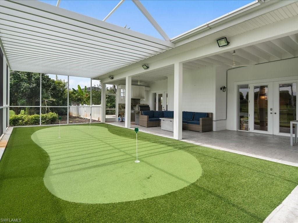 436 Golfview Dr, Naples, FL 34110-40