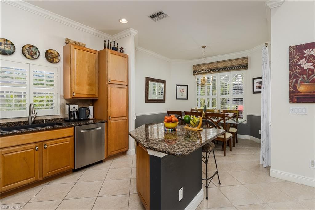 28363 Hidden Lake Dr, Bonita Springs, FL 34134-9