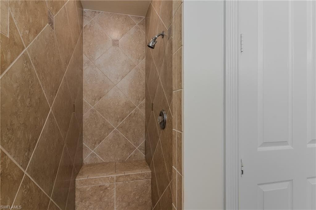 28363 Hidden Lake Dr, Bonita Springs, FL 34134-15