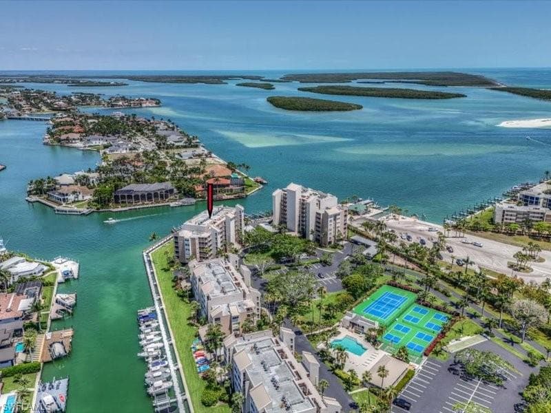 897 Collier Ct 4-705, Marco Island, FL 34145-37