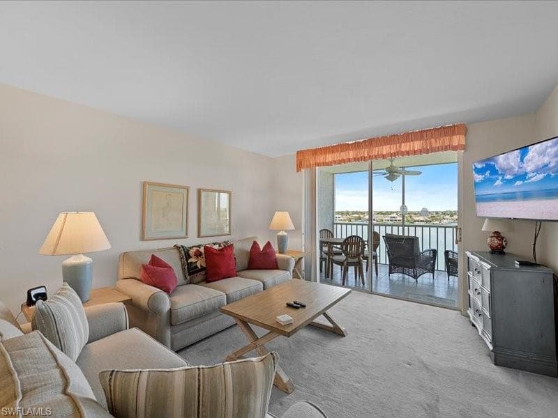 897 Collier Ct 4-705, Marco Island, FL 34145-4