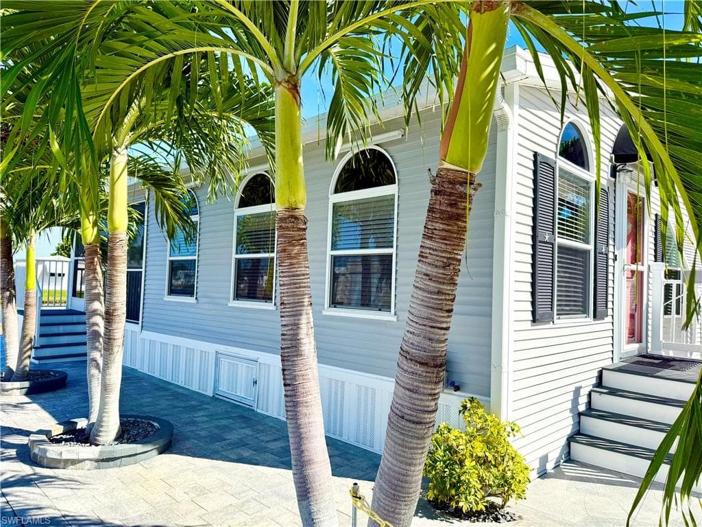 504 Cheetah Dr 504, Naples, FL 34114-2