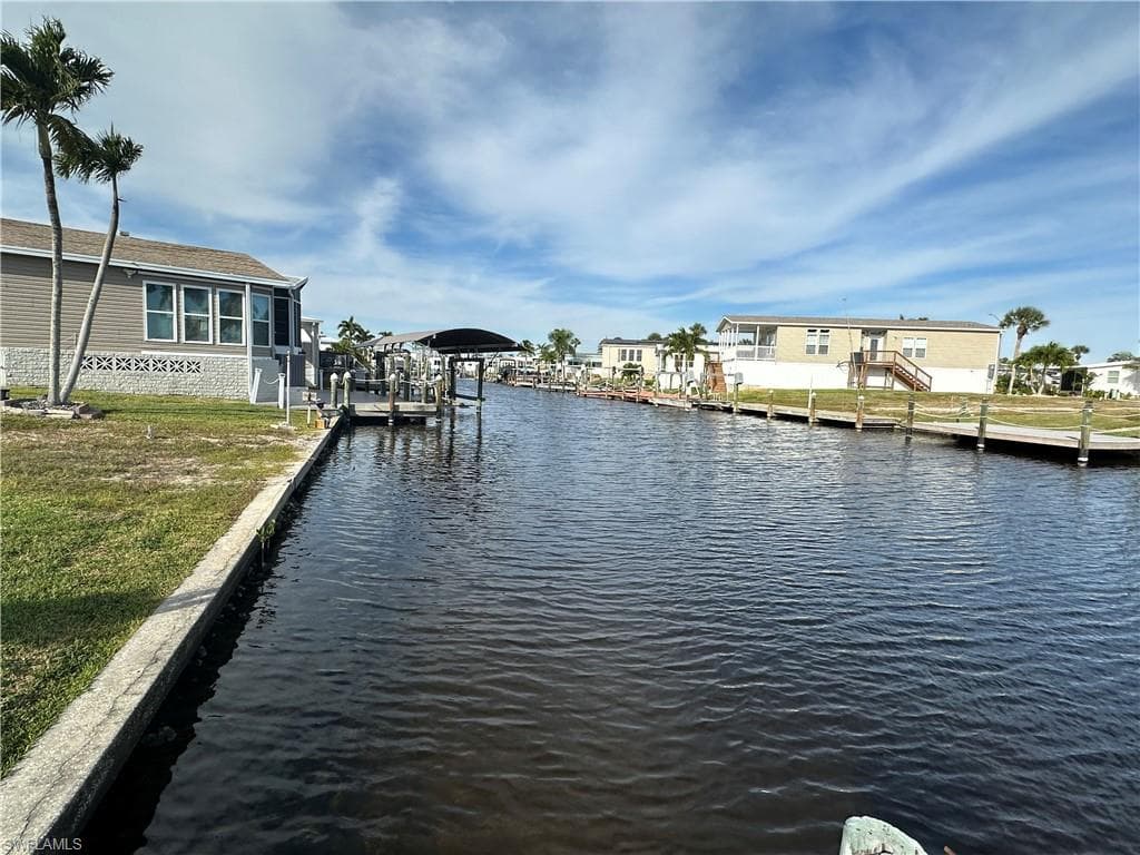 17621 Stevens Blvd, Fort Myers Beach, FL 33931-1