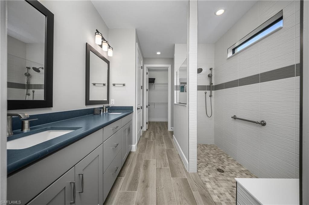 19228 Aqua Shore Dr, Fort Myers, FL 33913-29