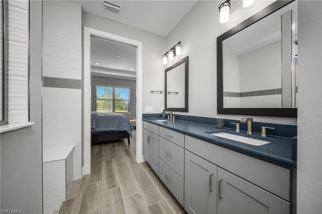 19228 Aqua Shore Dr, Fort Myers, FL 33913-30