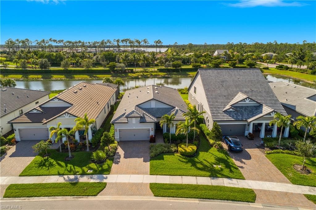 19228 Aqua Shore Dr, Fort Myers, FL 33913-38