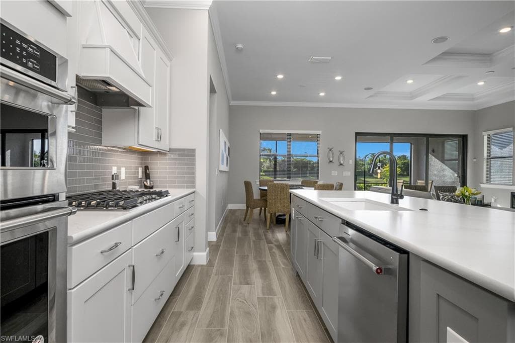 19228 Aqua Shore Dr, Fort Myers, FL 33913-4