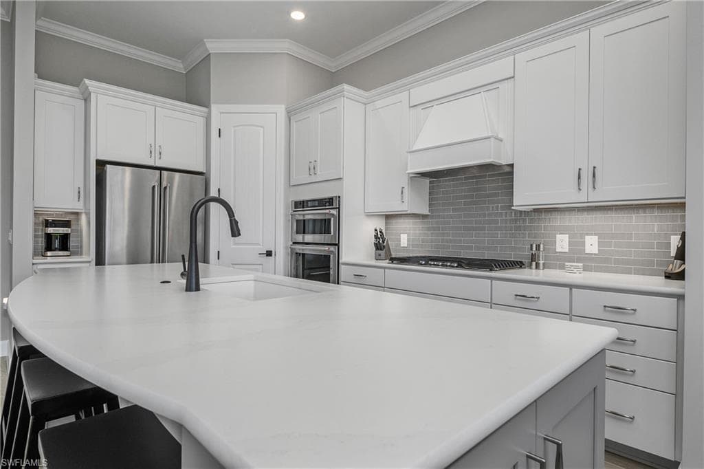 19228 Aqua Shore Dr, Fort Myers, FL 33913-7