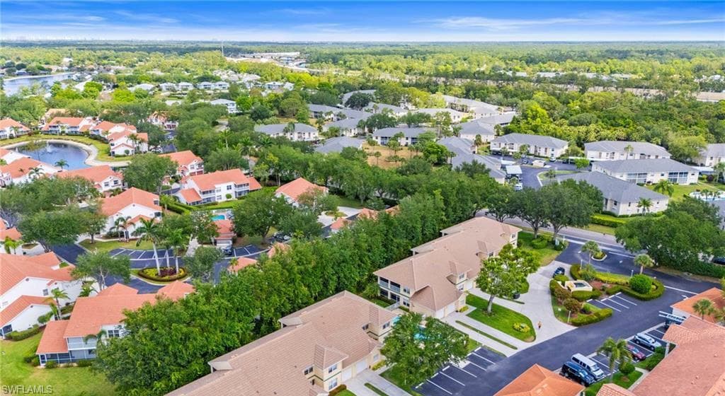 505 Windsor Sq 6-202, Naples, FL 34104-30