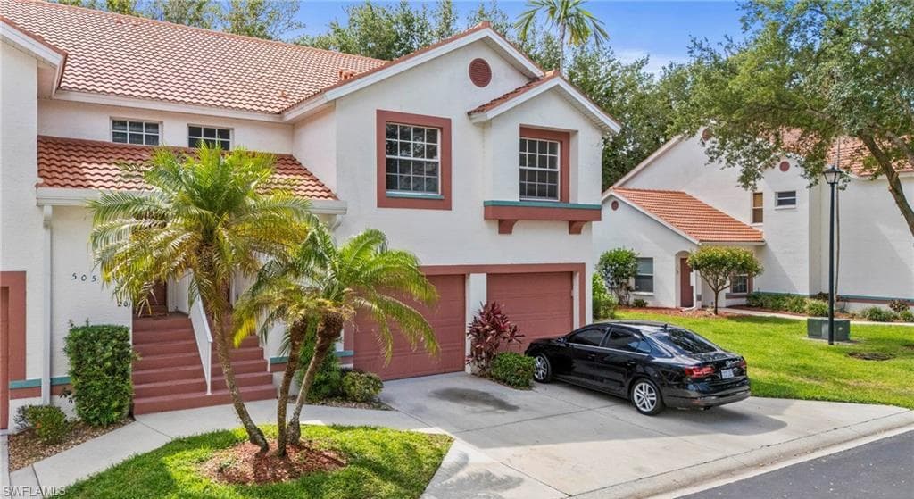 505 Windsor Sq 6-202, Naples, FL 34104-3