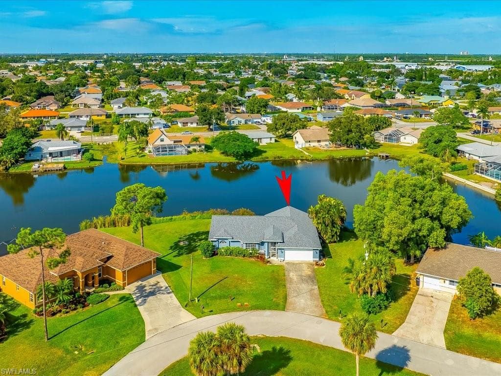 17256 Plantation Dr, Fort Myers, FL 33967-1