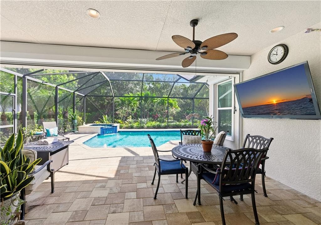 7783 Martino Cir, Naples, FL 34112-12