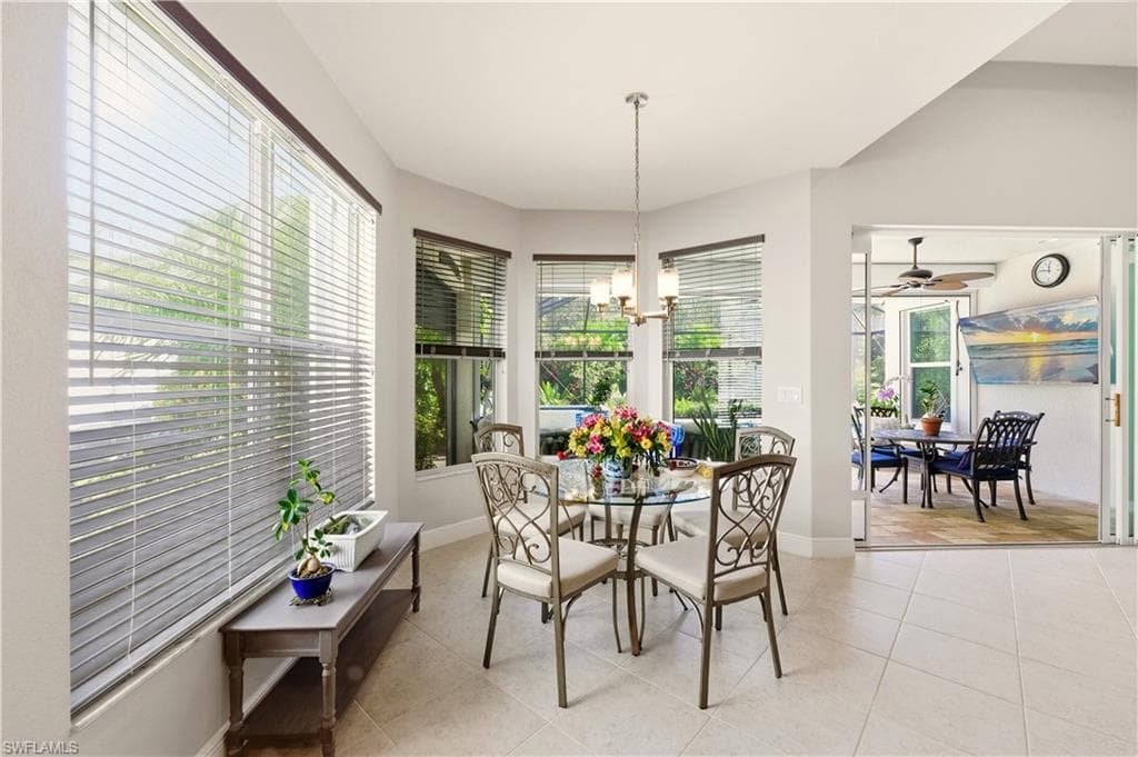 7783 Martino Cir, Naples, FL 34112-25