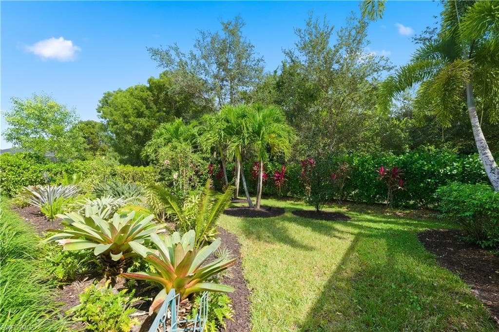 7783 Martino Cir, Naples, FL 34112-41