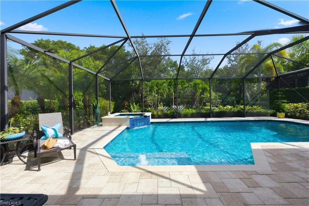 7783 Martino Cir, Naples, FL 34112-5