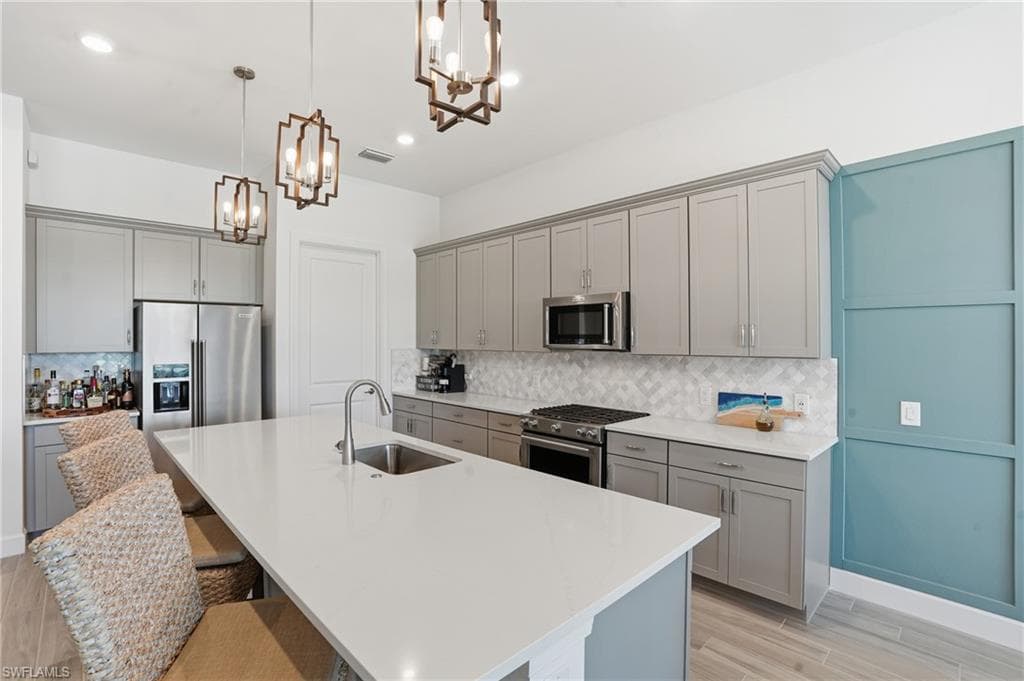 1872 Terreno Blvd, Naples, FL 34120-12