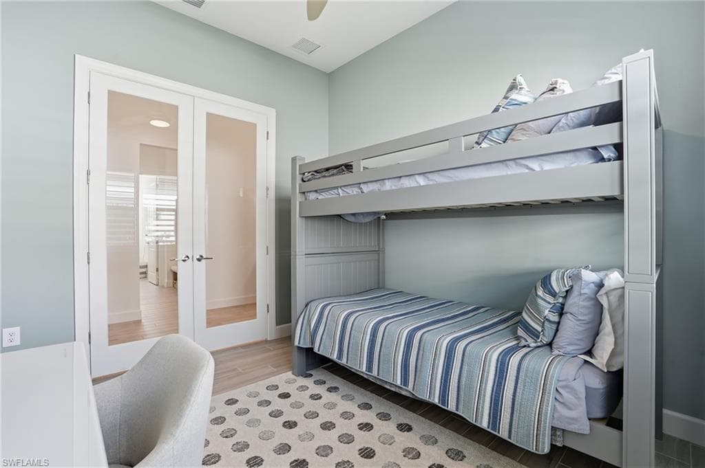 1872 Terreno Blvd, Naples, FL 34120-28