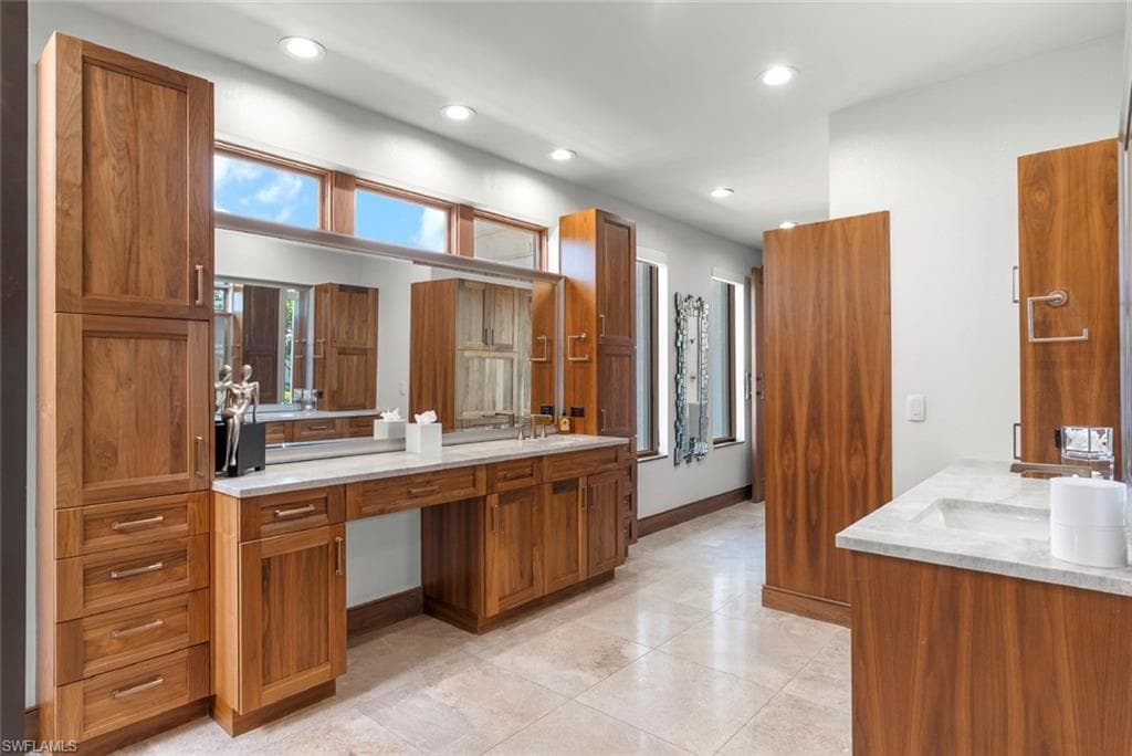 1441 Gulf Shore Blvd S, Naples, FL 34102-23