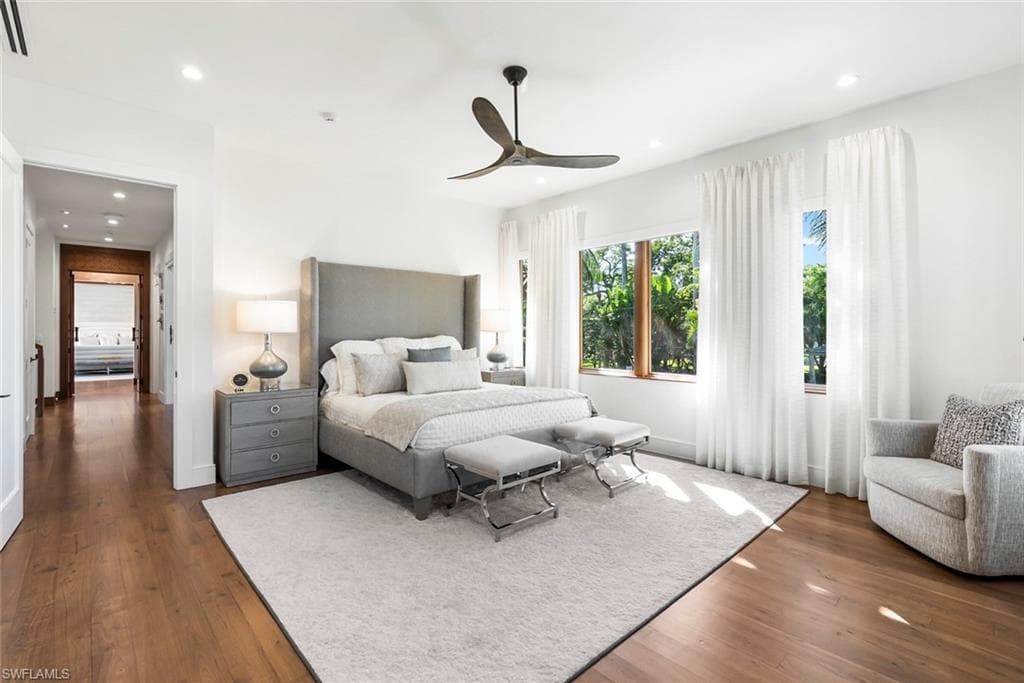 1441 Gulf Shore Blvd S, Naples, FL 34102-25