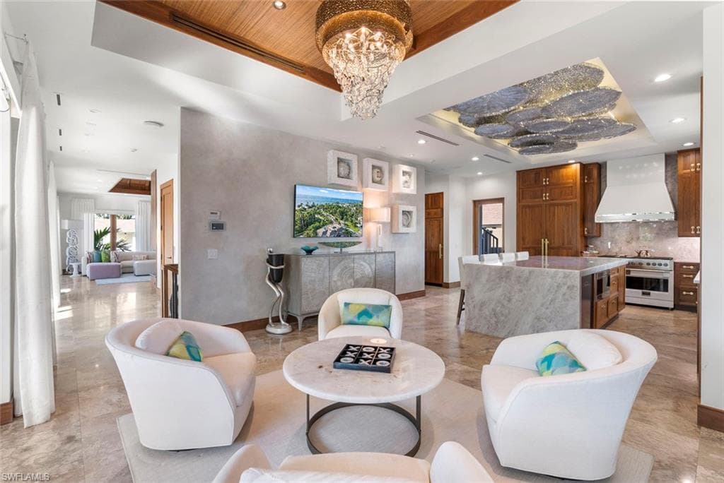 1441 Gulf Shore Blvd S, Naples, FL 34102-35