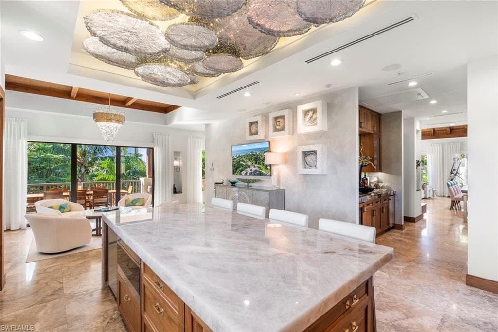 1441 Gulf Shore Blvd S, Naples, FL 34102-39