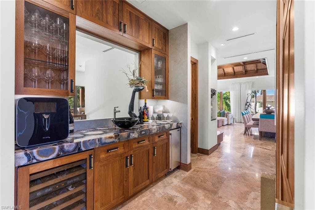 1441 Gulf Shore Blvd S, Naples, FL 34102-40