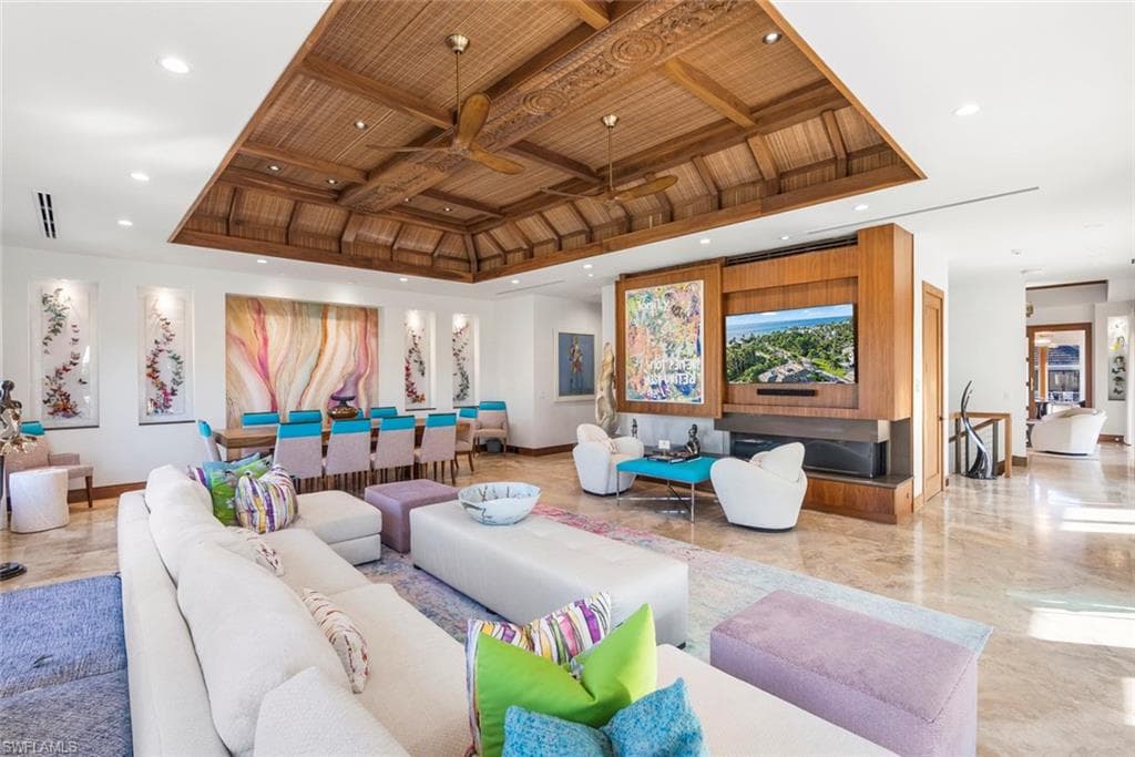 1441 Gulf Shore Blvd S, Naples, FL 34102-43