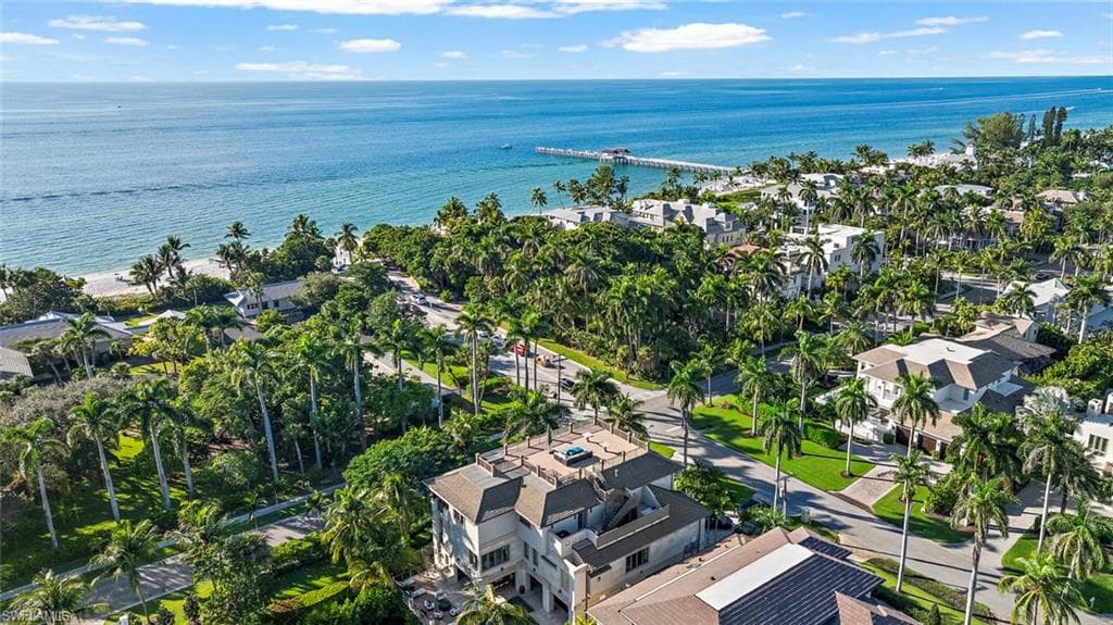 1441 Gulf Shore Blvd S, Naples, FL 34102-3