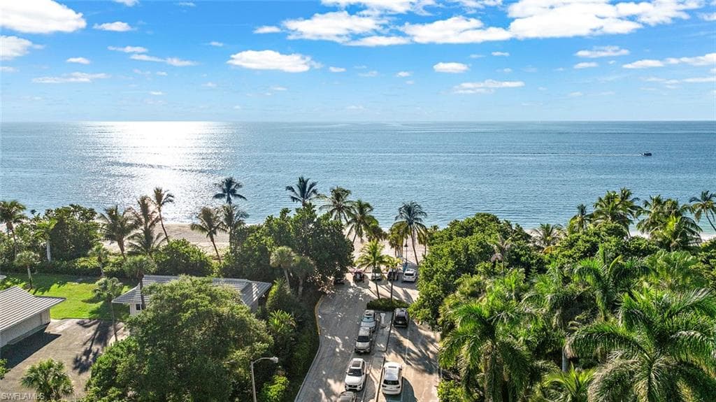 1441 Gulf Shore Blvd S, Naples, FL 34102-48