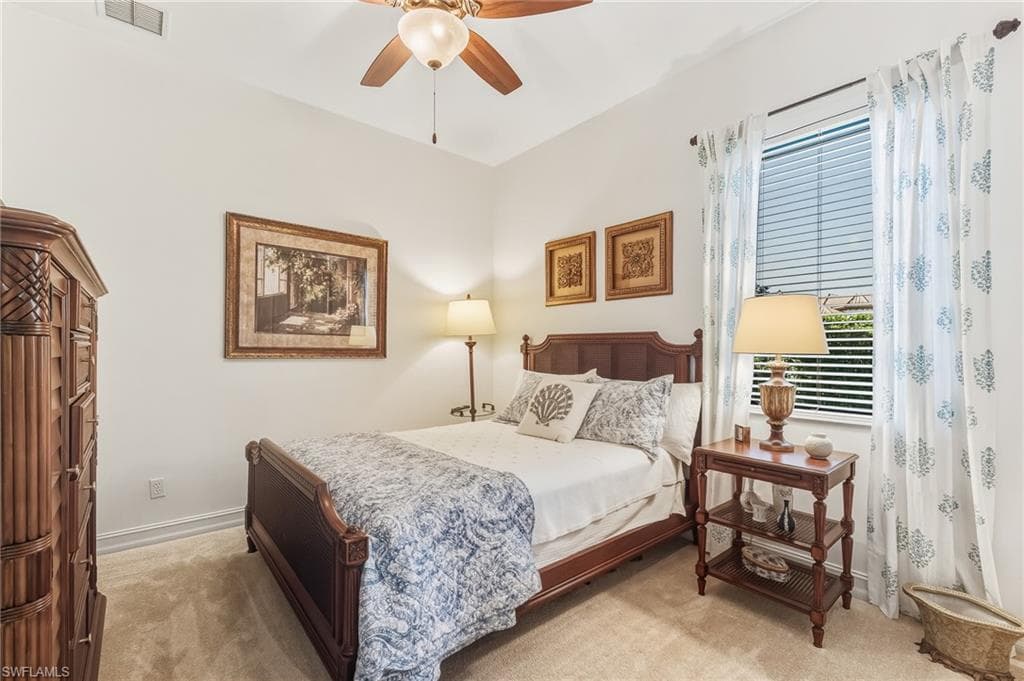 7749 Classics Dr, Naples, FL 34113-13