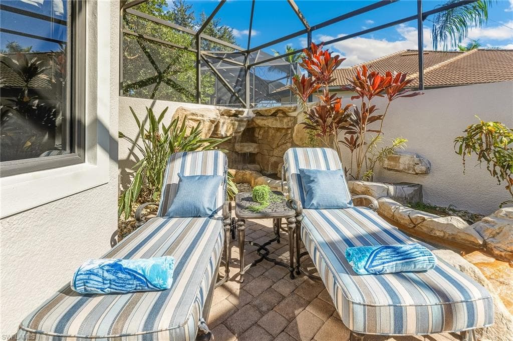 7749 Classics Dr, Naples, FL 34113-26