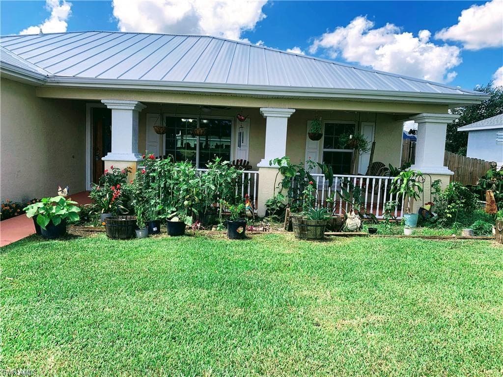 3303 32nd St SW, Lehigh Acres, FL 33976-28