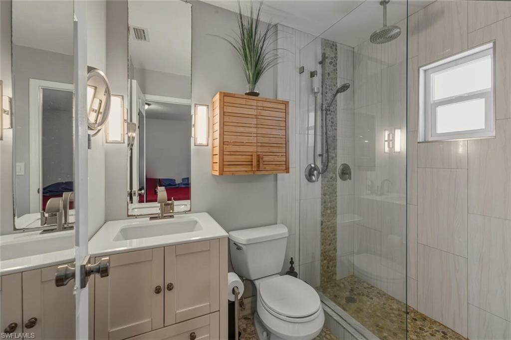 809 101st Ave N, Naples, FL 34108-20