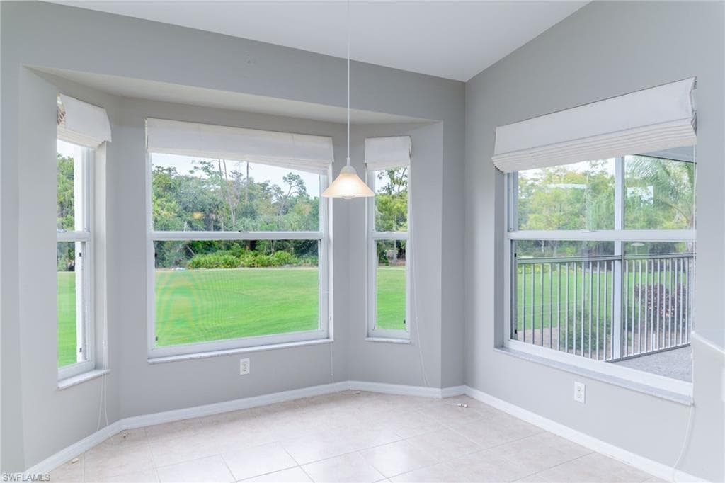 2925 Cypress Trace Cir 203, Naples, FL 34119-8