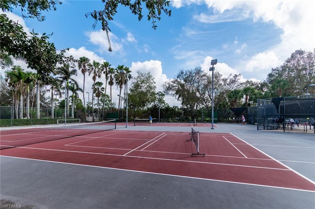 2925 Cypress Trace Cir 203, Naples, FL 34119-43