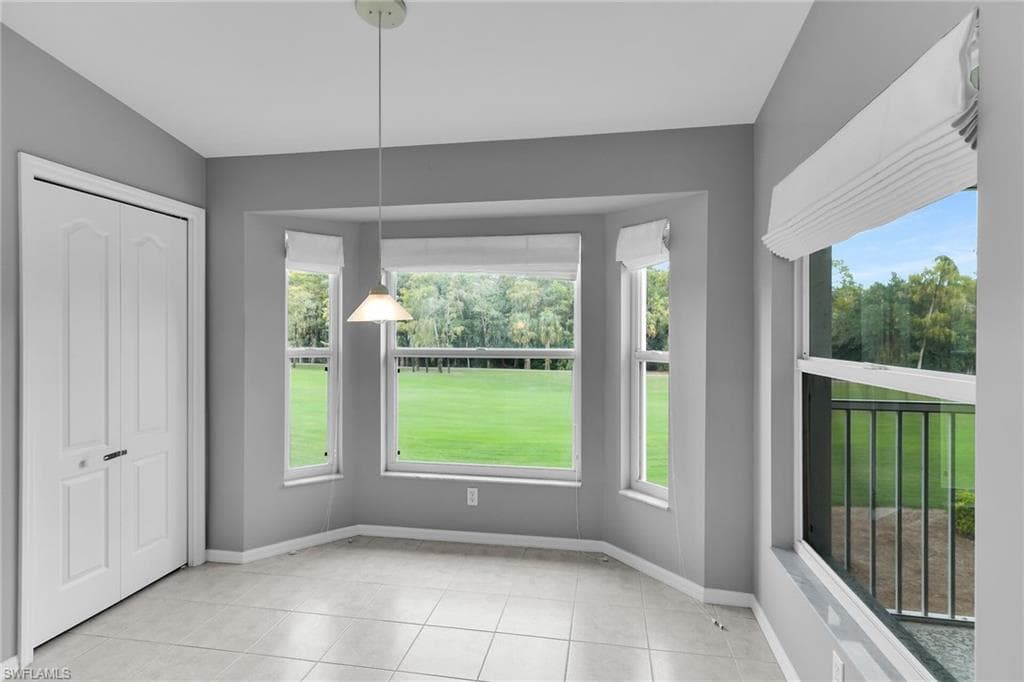 2925 Cypress Trace Cir 203, Naples, FL 34119-6