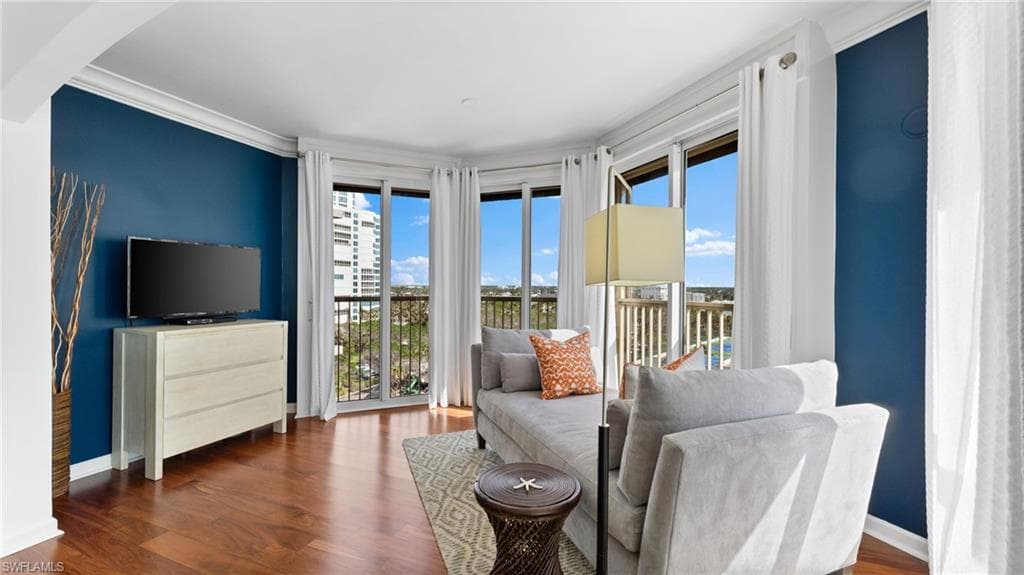 4051 Gulf Shore Blvd N 1006, Naples, FL 34103-18