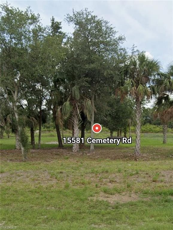 15581 Cemetery Rd, Fort Myers, FL 33905-1