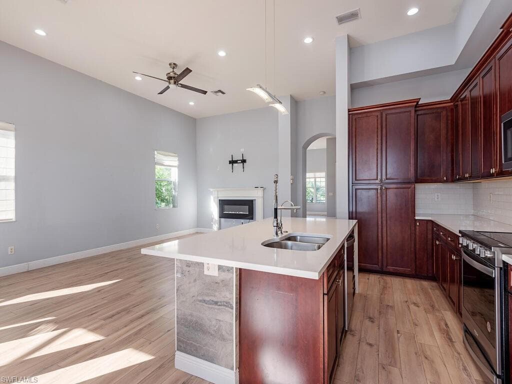 1696 Sarazen Pl, Naples, FL 34120-9