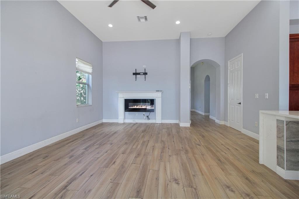 1696 Sarazen Pl, Naples, FL 34120-17