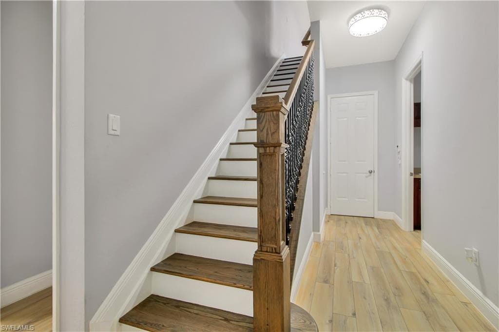 1696 Sarazen Pl, Naples, FL 34120-24