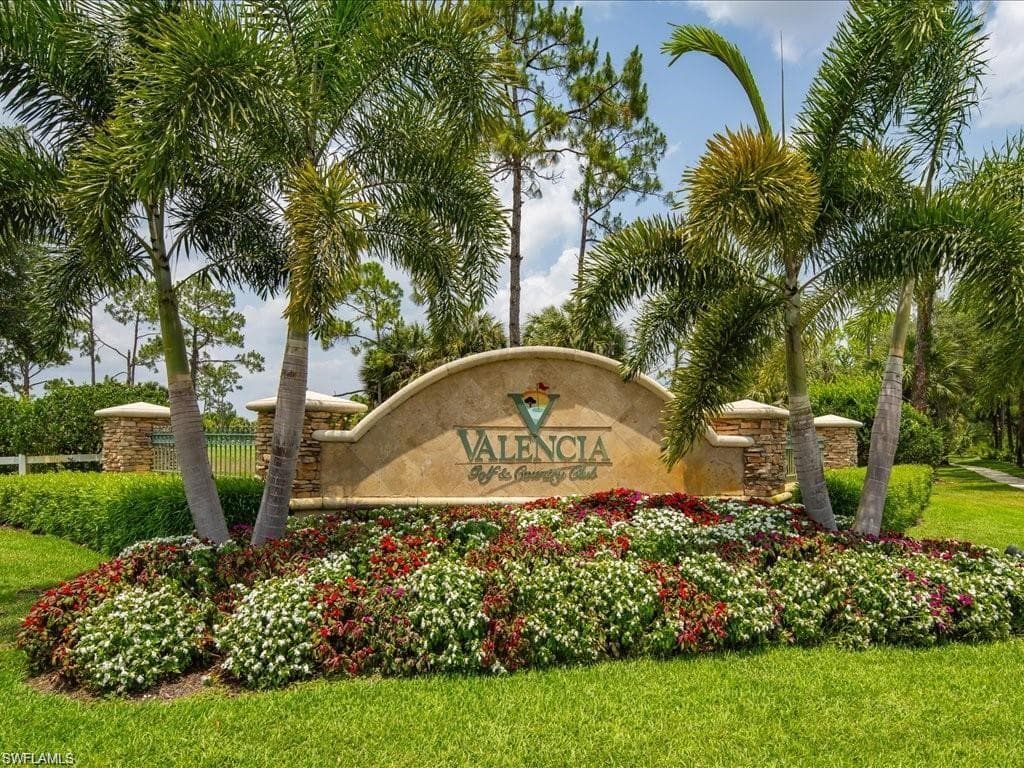 1696 Sarazen Pl, Naples, FL 34120-33