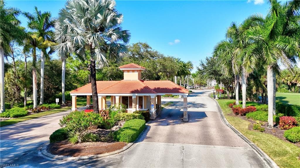 1696 Sarazen Pl, Naples, FL 34120-34