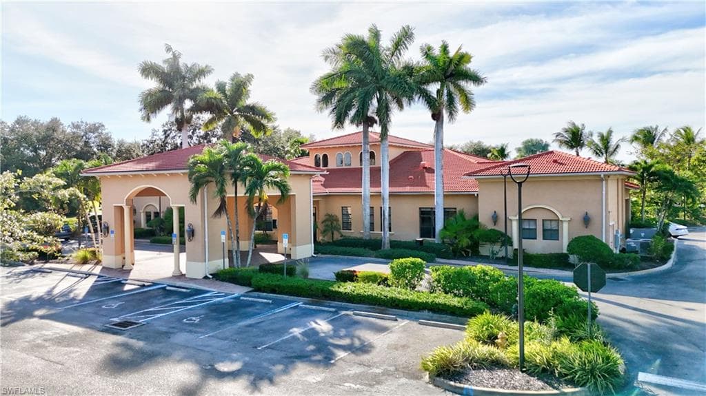 1696 Sarazen Pl, Naples, FL 34120-36