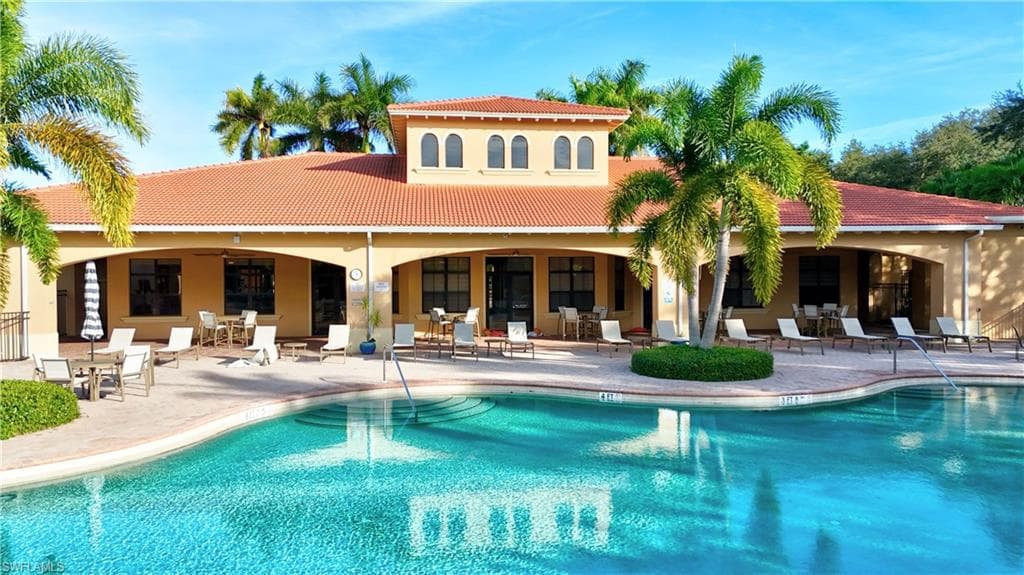 1696 Sarazen Pl, Naples, FL 34120-42